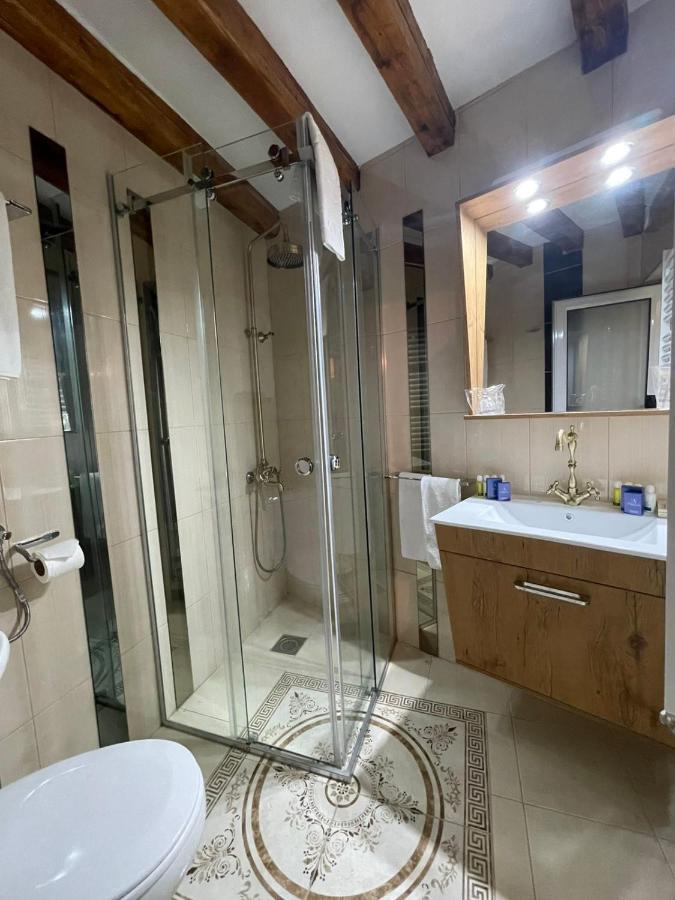 Garni Hotel Oblacinsko Jezero Oblacina Екстериор снимка