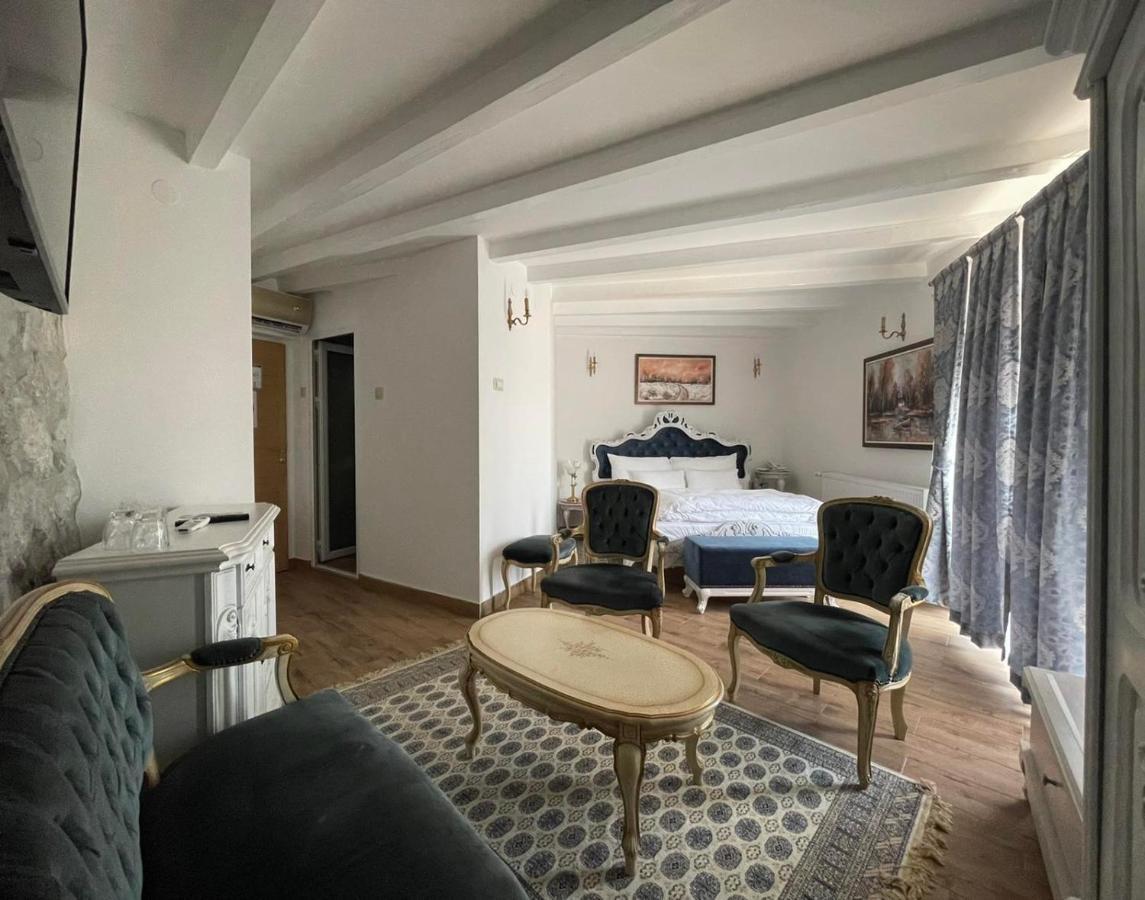 Garni Hotel Oblacinsko Jezero Oblacina Екстериор снимка