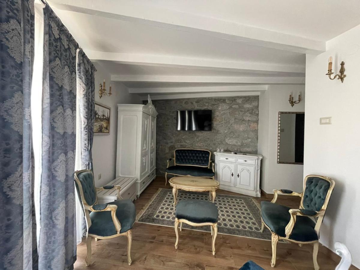 Garni Hotel Oblacinsko Jezero Oblacina Екстериор снимка