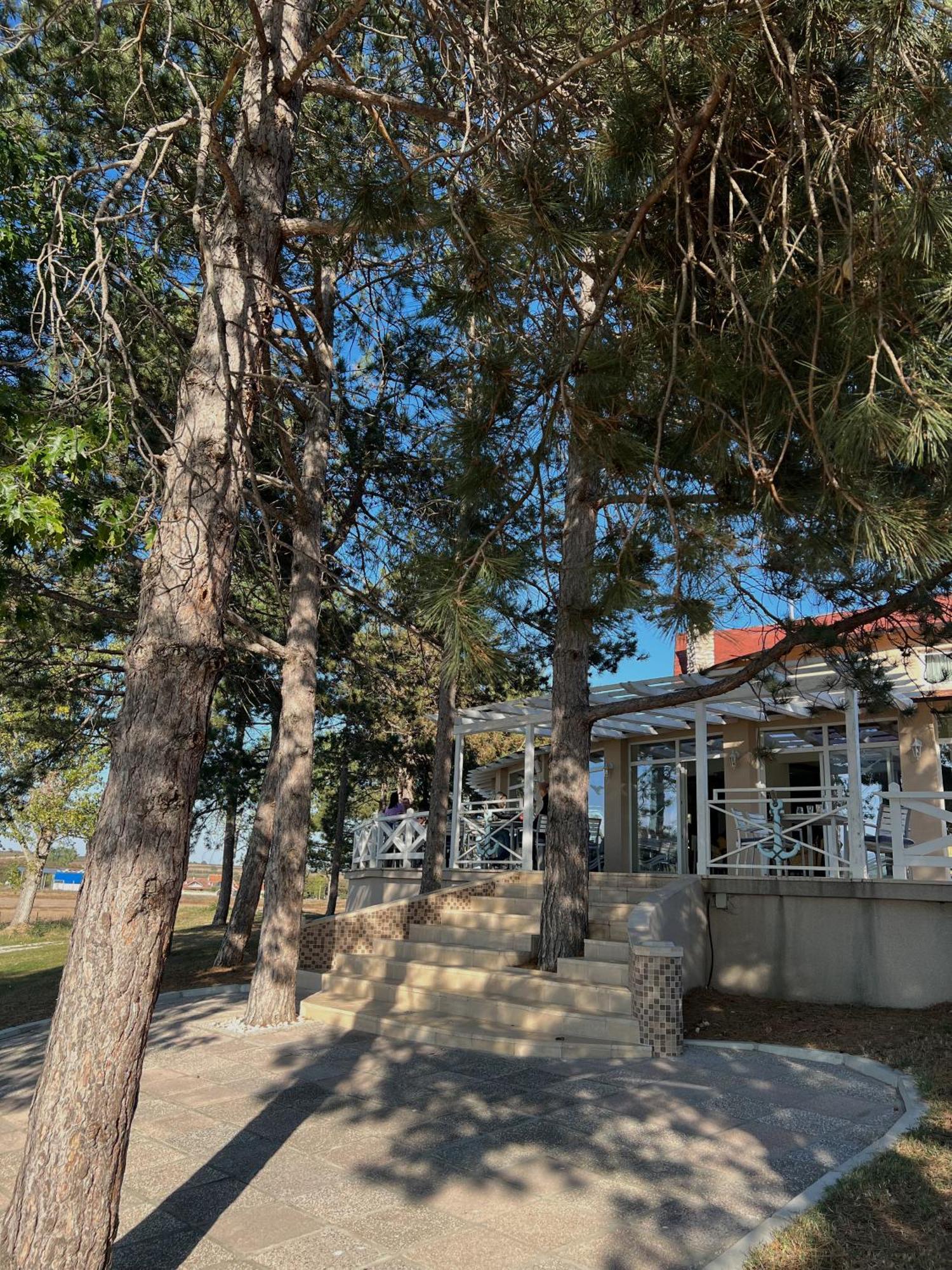 Garni Hotel Oblacinsko Jezero Oblacina Екстериор снимка